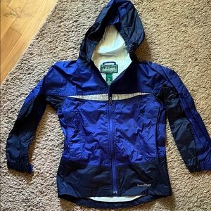 Kids size 8 L.L. Bean Raincoat packable Waterproof Hooded LL Bean size small